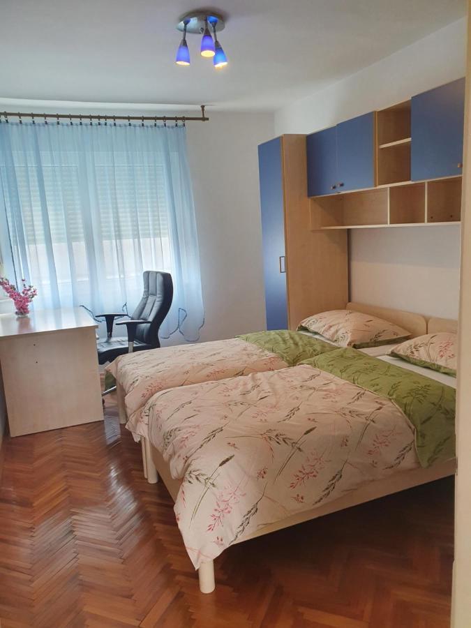 Apartman Noa Knin Exterior photo
